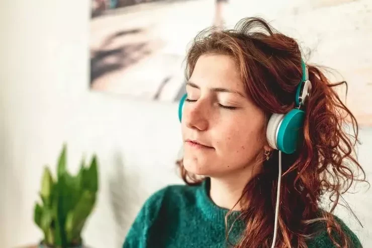 The Music You Listen to While Eating May Influence Your Food Choices
